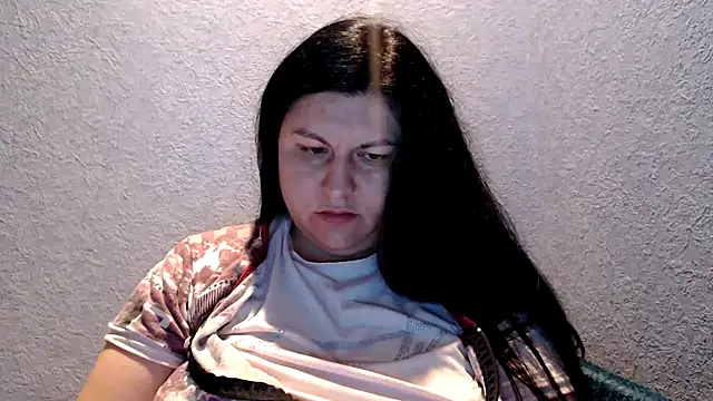 Snapshot of KiraSwee chatting on October 21, 5:39 pm KiraSwee online show from October 21, 5:39 pm