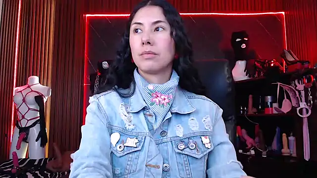 XiaQueen online show from September 13, 7:33 pm