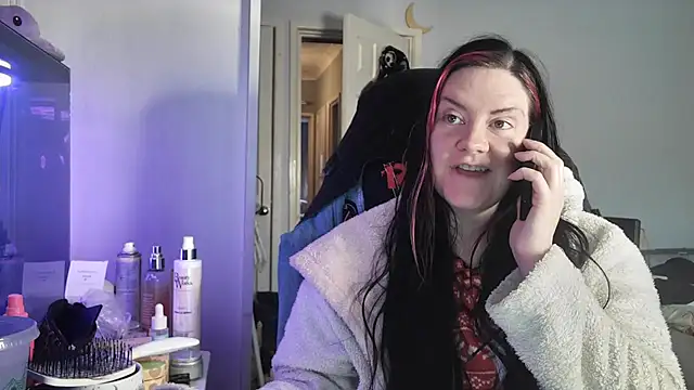 AureliaXOX online show from December 21, 11:03 am