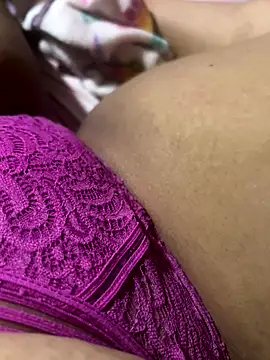 tunenarica22 online show from September 18, 3:38 am