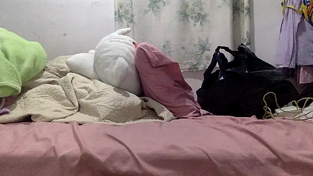sharonlopez9611 online show from May 31, 3:56 am