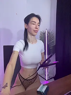 Celine Roxelle online show from November 4, 7:57 am