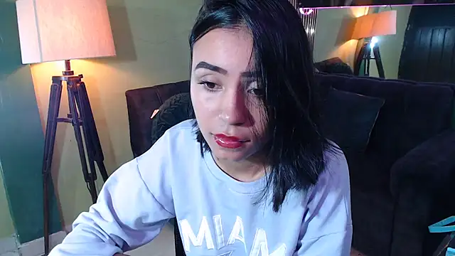 julieta fn online show from December 4, 4:52 pm