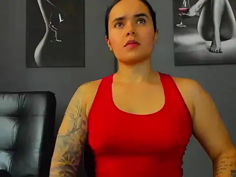 karlyjons12 online show from November 27, 4:43 pm