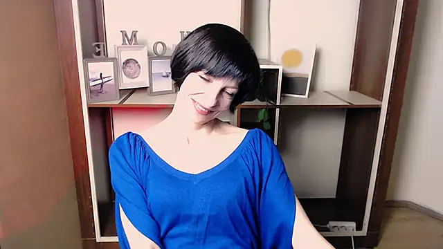  AngeliaFlow  online show from December 18, 7:24 am