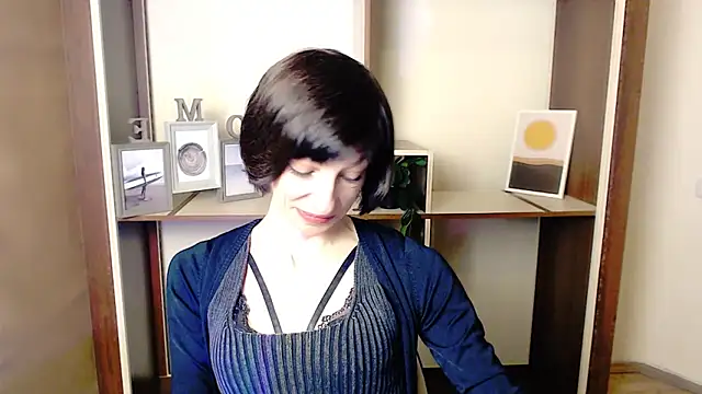  AngeliaFlow  online show from October 1, 7:24 am