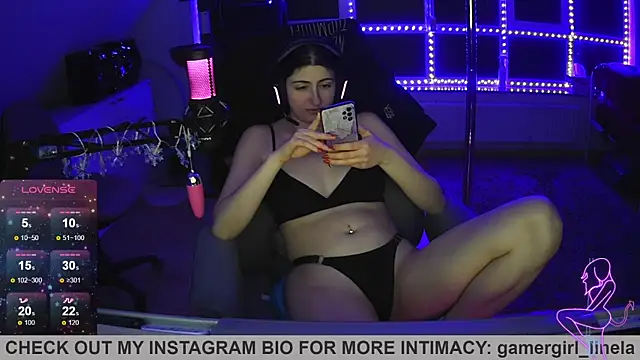 Gamergirl-Linela online show from November 30, 10:58 pm