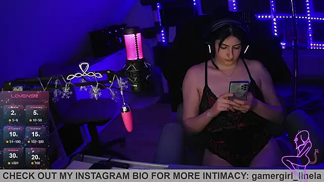 Gamergirl-Linela online show from December 20, 7:18 pm