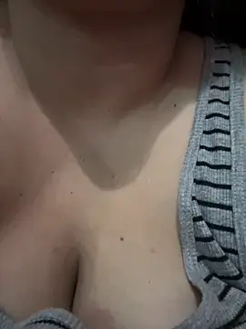 daianaspencer online show from September 16, 7:27 am