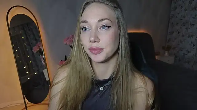 Engel 13 online show from December 3, 2:41 pm