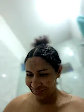 Carola-Ross online show from November 25, 5:48 pm