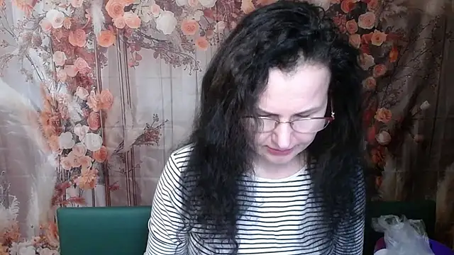 Miroslava Happi online show from March 2, 6:36 am