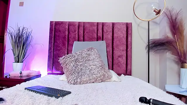 MiaHertz online show from January 15, 7:20 pm