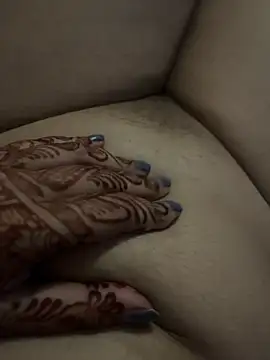 Snapshot of slust64 chatting on October 11, 10:09 am slust64 online show from October 11, 10:09 am