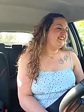 justtess online show from June 14, 5:30 am