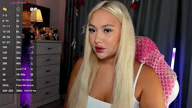  Loneve   online show from April 12, 3:37 pm