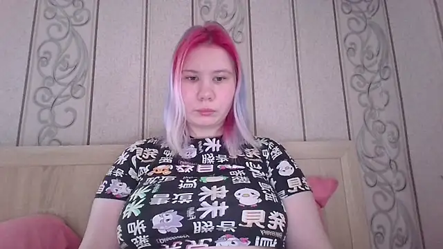 Snapshot of Little_kitsune1707 chatting on October 27, 9:05 am Little kitsune1707 online show from October 27, 9:05 am