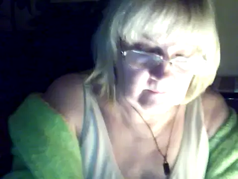 Violet5364 online show from November 6, 10:15 pm