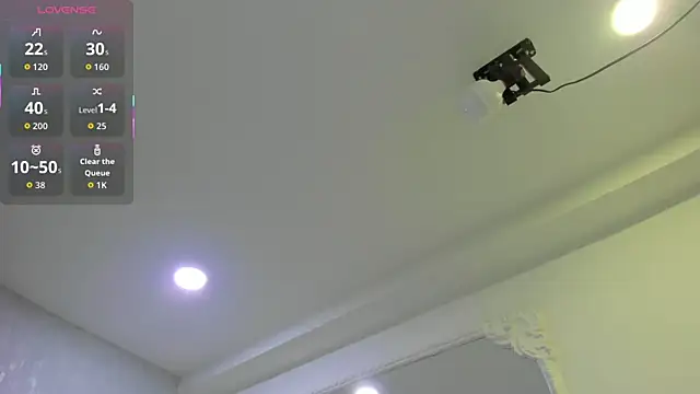 EmiliaRose  online show from February 20, 9:37 pm