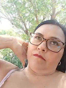 promiscuous-indecent-momm online show from September 14, 7:34 pm