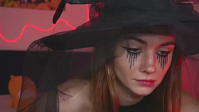 Snapshot of Limy_Sweet chatting on October 31, 10:08 am Limy Sweet online show from October 31, 10:08 am