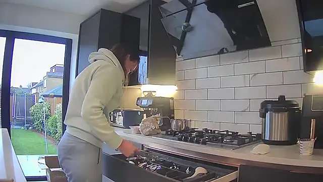 eatmypie69 online show from February 5, 2:09 pm