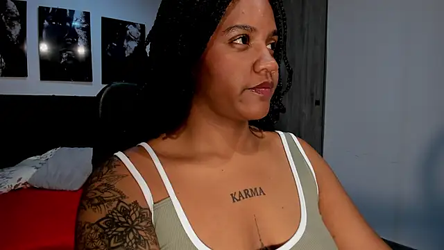 ZahraRose online show from September 22, 7:23 pm