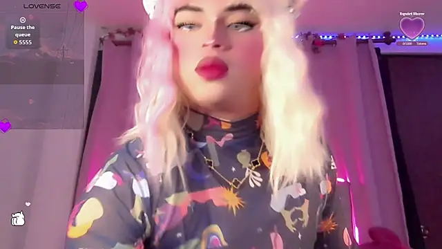 Snapshot of BabyNaomi2 chatting on October 28, 4:46 pm BabyNaomi2 online show from October 28, 4:46 pm