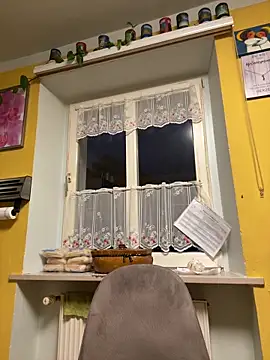 sexymelli18 online show from February 18, 5:12 pm