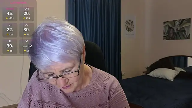 Snapshot of Sandra_Snowflake chatting on October 13, 11:46 am Sandra Snowflake online show from October 13, 11:46 am
