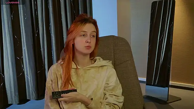 aishiro online show from February 1, 3:55 pm