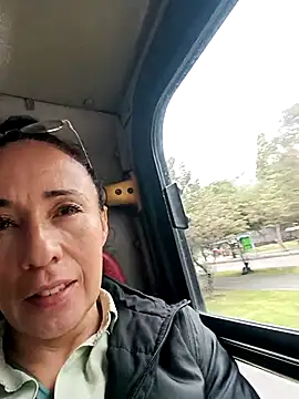 Coeur de luxure online show from April 14, 6:19 pm