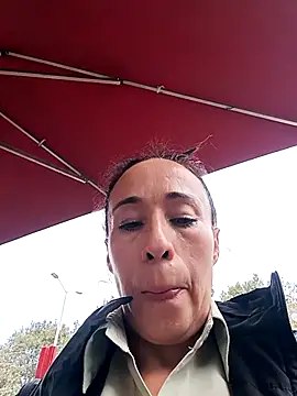 Coeur de luxure online show from April 7, 1:24 pm