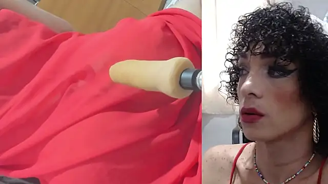 afroditacute15 online show from December 15, 8:25 pm