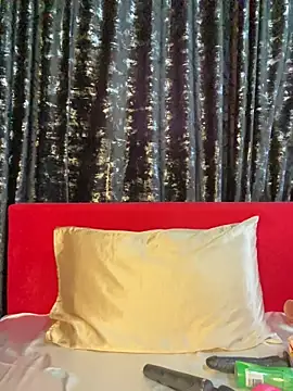 Siena Amaris online show from April 21, 8:32 am