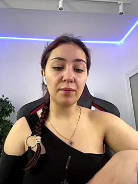 AshleySkott  online show from September 19, 8:13 am