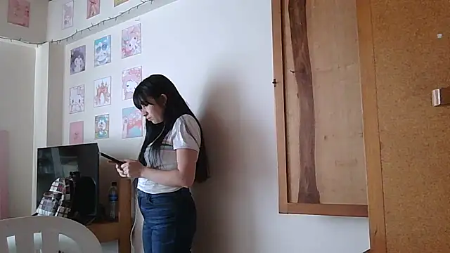 Arielle lov online show from November 12, 7:56 pm