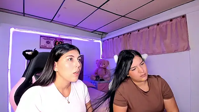 Cristal Smith20 online show from March 31, 1:38 am