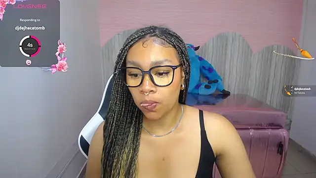 catalina25 t online show from January 8, 1:04 pm