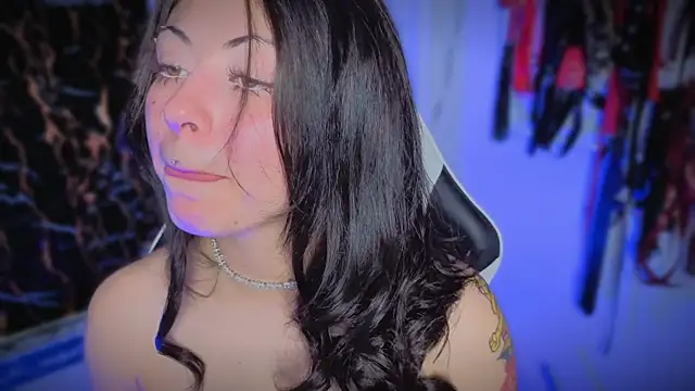 Guxplo  online show from March 31, 3:34 pm