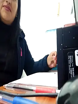 Lobitasexiii online show from December 1, 4:49 am