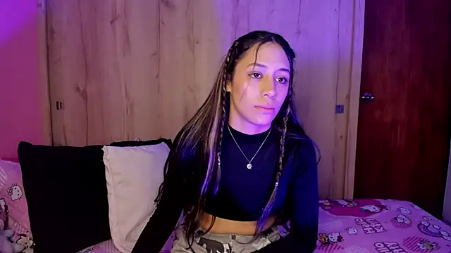 TANIA 06 online show from May 17, 1:21 pm