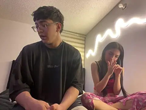 DesireLuxe online show from March 12, 7:44 am