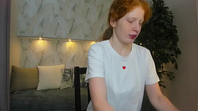 Sandra Wi1son online show from November 18, 1:39 am