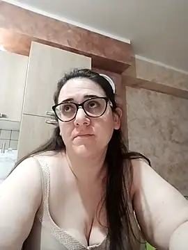 Dolcecurvy online show from March 31, 11:05 pm