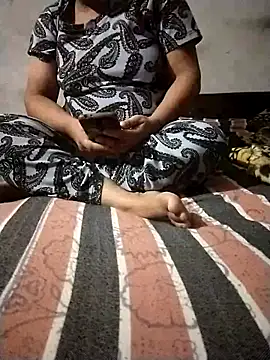 Snapshot of sharnjit299 chatting on September 22, 4:05 pm sharnjit299 online show from September 22, 4:05 pm