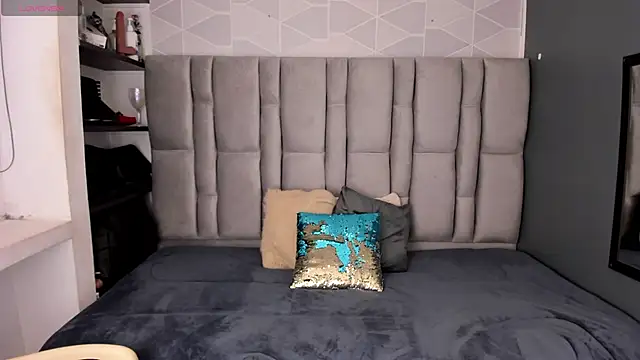 Natasha rose   online show from December 22, 8:01 pm