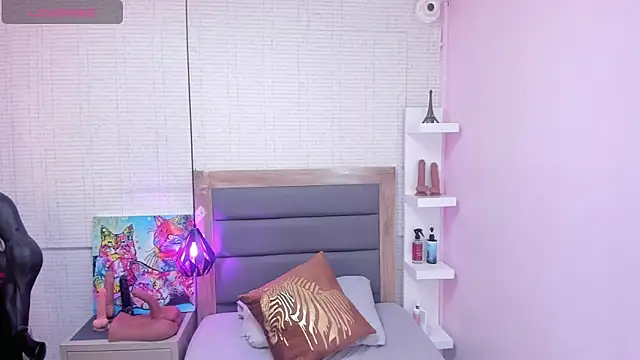 MEGANZARICK online show from March 24, 3:34 am