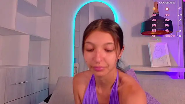 sheylawood online show from March 5, 8:37 pm