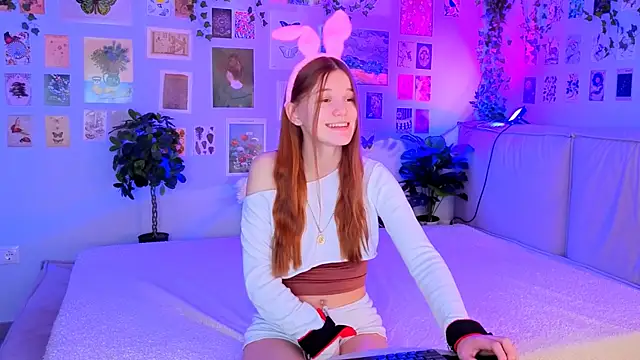 Amber Rogers online show from April 5, 6:45 am